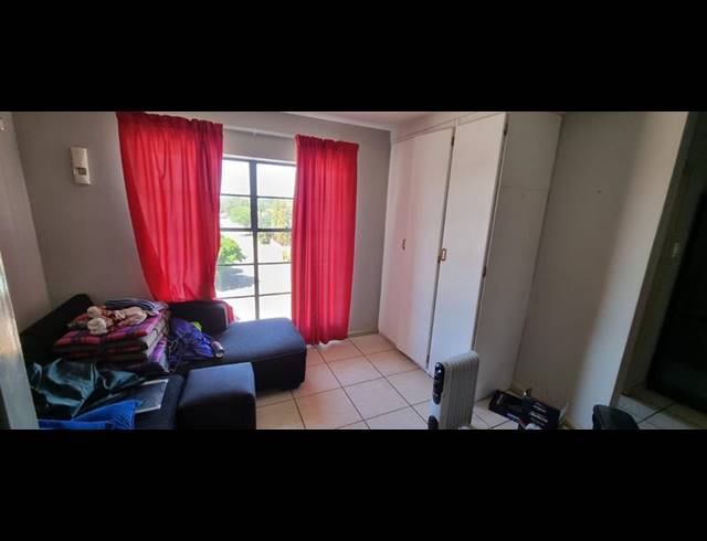 1 BEDROOM PROPERTY TO RENT IN KANNONIERS PARK